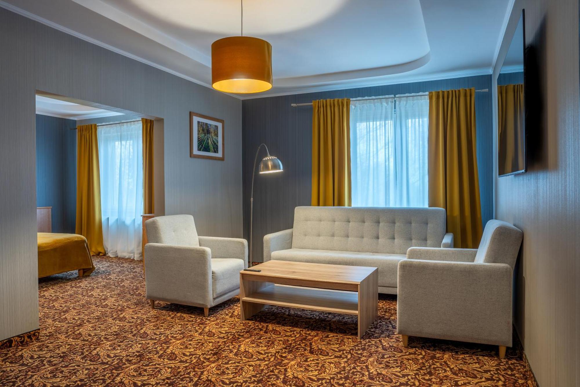 Hotel Kuznia Napoleonska Teresin Exterior photo